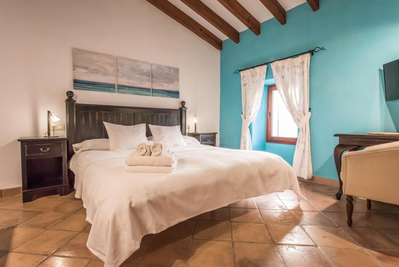 Petit Hotel Alaró Buitenkant foto