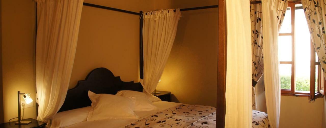 Petit Hotel Alaró Buitenkant foto